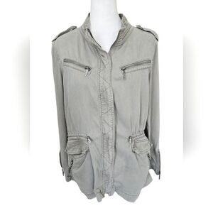 MAX JEANS Tencel Utility Jacket In Light Olive Green. Size MED